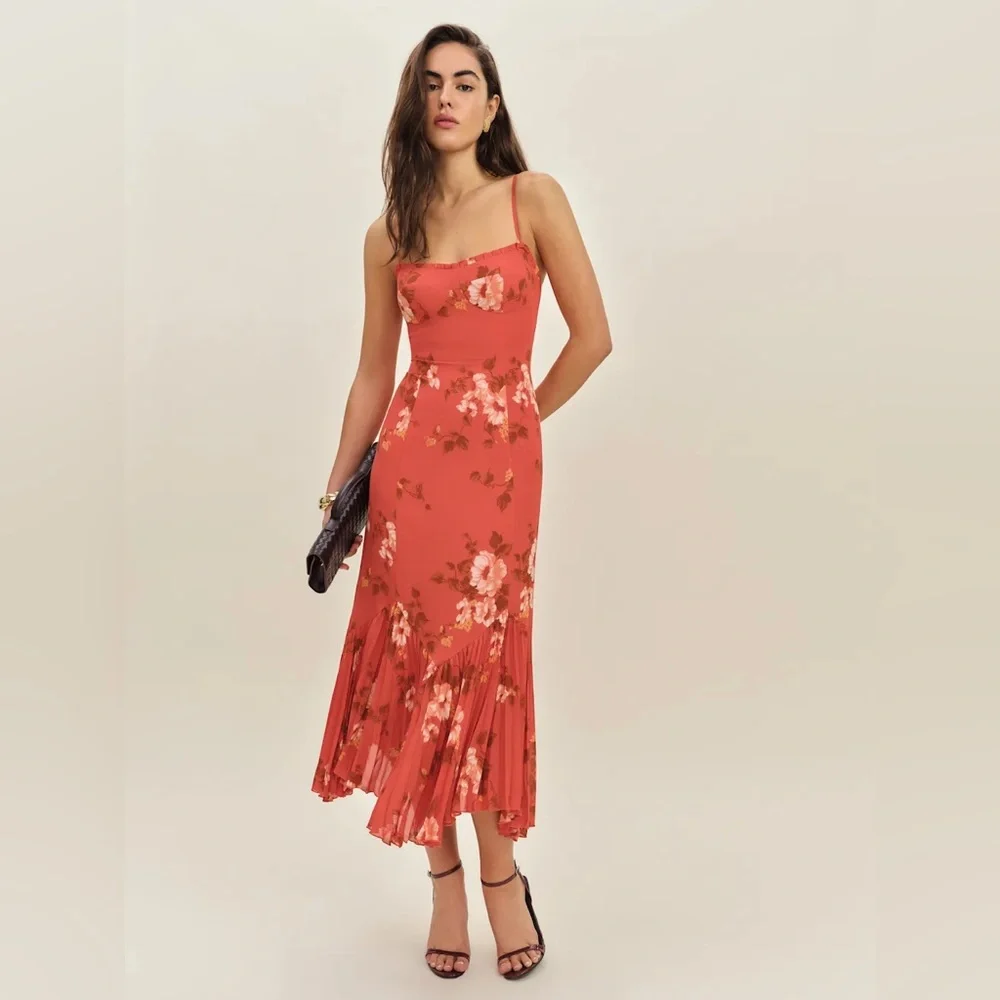 NWT Reformation Aiko Dress In Coral Bloom, BRAND NEW, NEVER WORN, NO FLAWS.